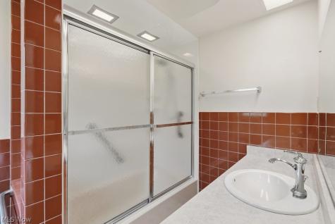 1463 Royalwood Road Broadview Heights OH 44147