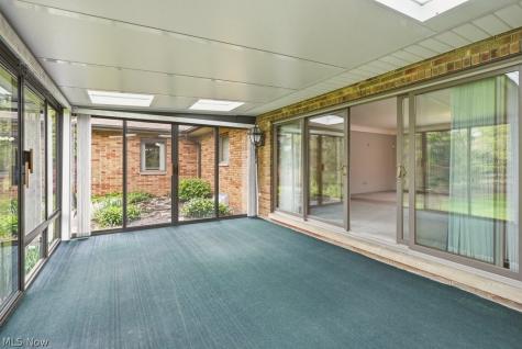 1463 Royalwood Road Broadview Heights OH 44147