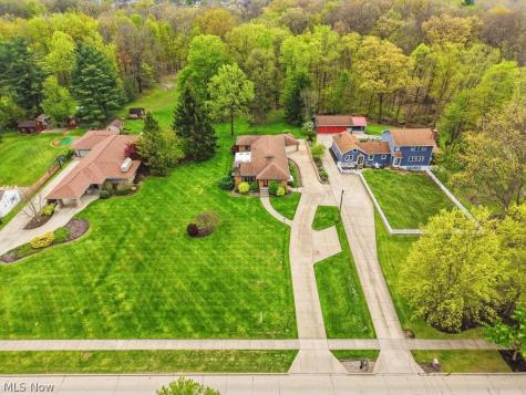 1463 Royalwood Road Broadview Heights OH 44147
