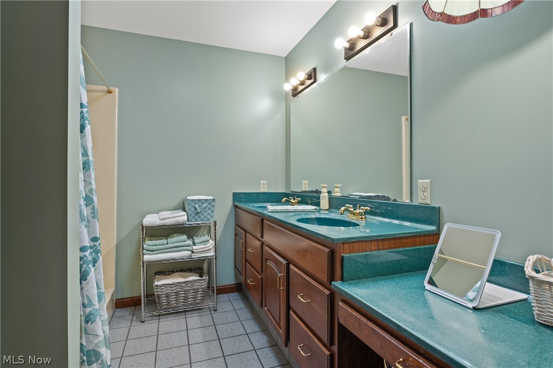 4505 Quaker Court Canfield OH 44406