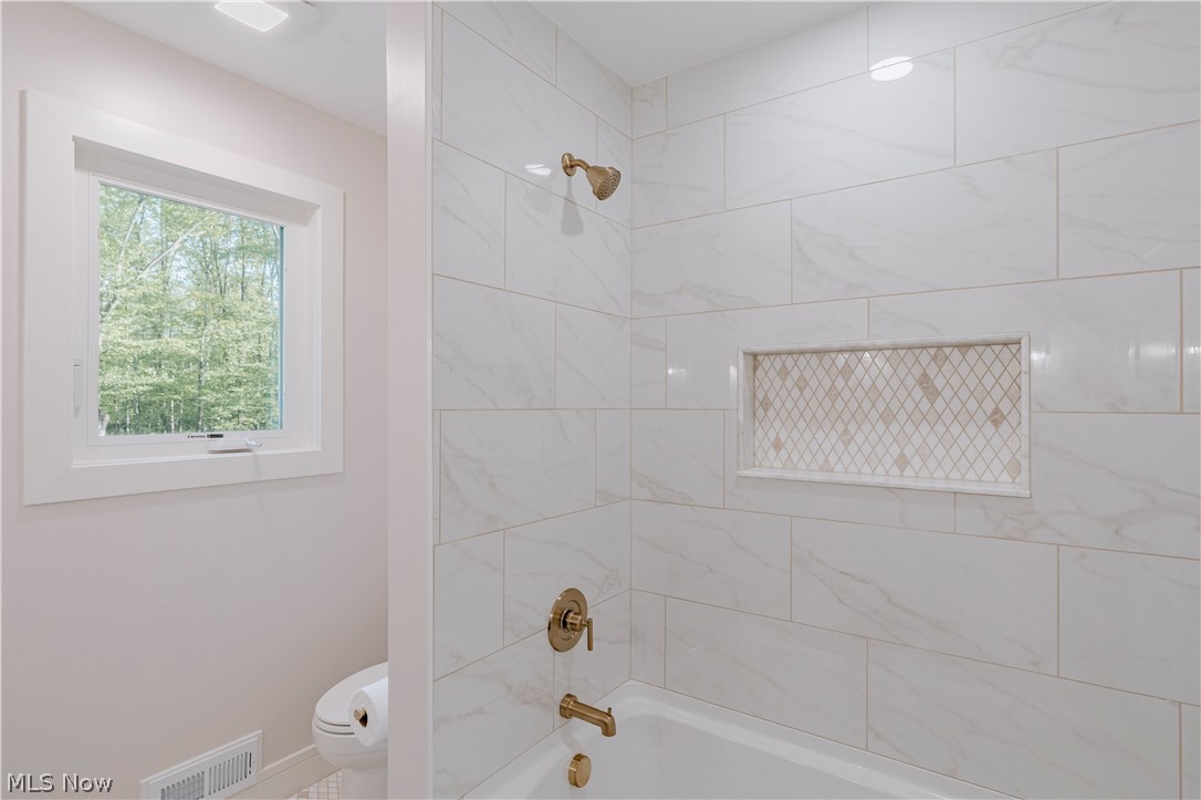 11251 Lake Forest Drive Chesterland OH 44026