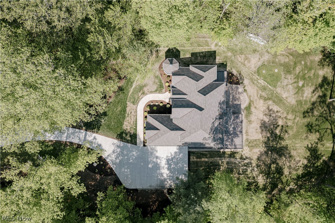 11251 Lake Forest Drive Chesterland OH 44026