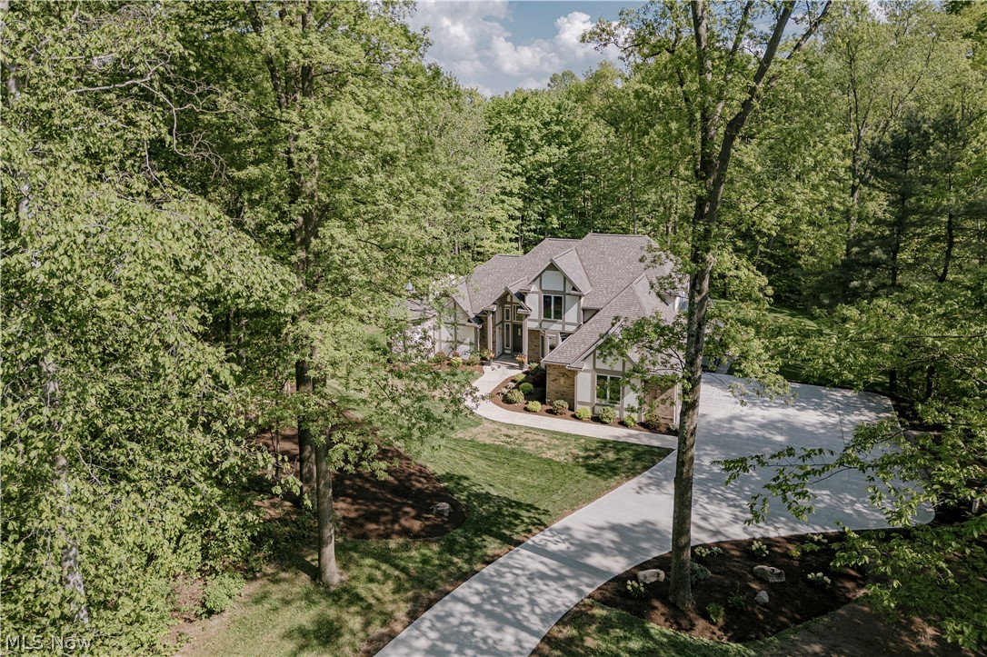 11251 Lake Forest Drive Chesterland OH 44026