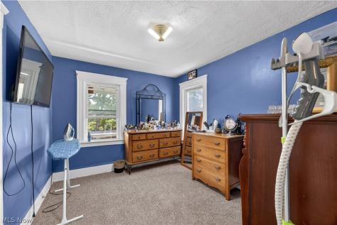 1485 Robinwood Avenue Lakewood OH 44017