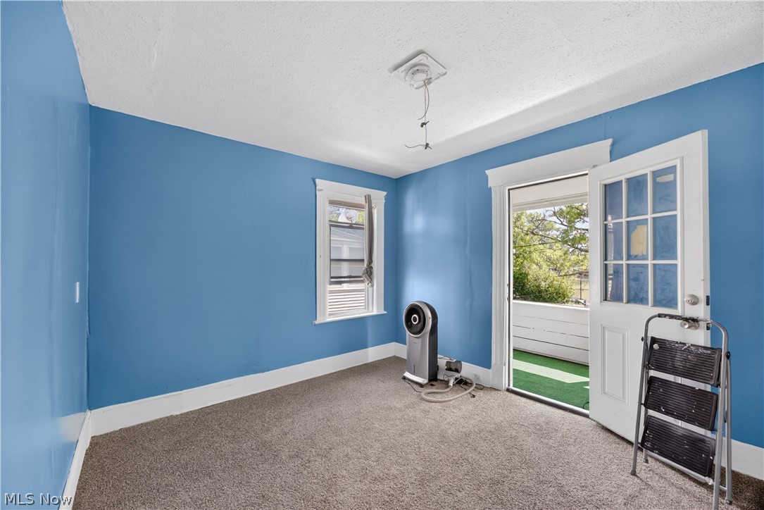 1485 Robinwood Avenue Lakewood OH 44017