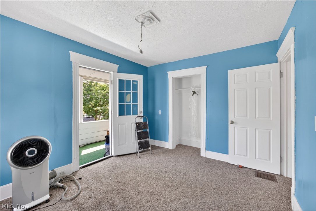 1485 Robinwood Avenue Lakewood OH 44017