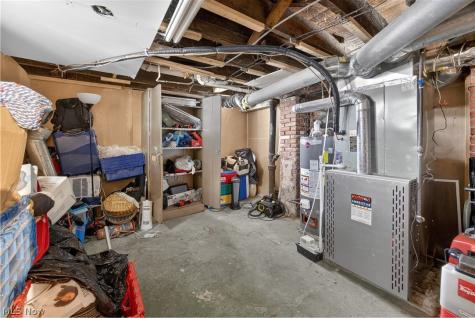 1485 Robinwood Avenue Lakewood OH 44017