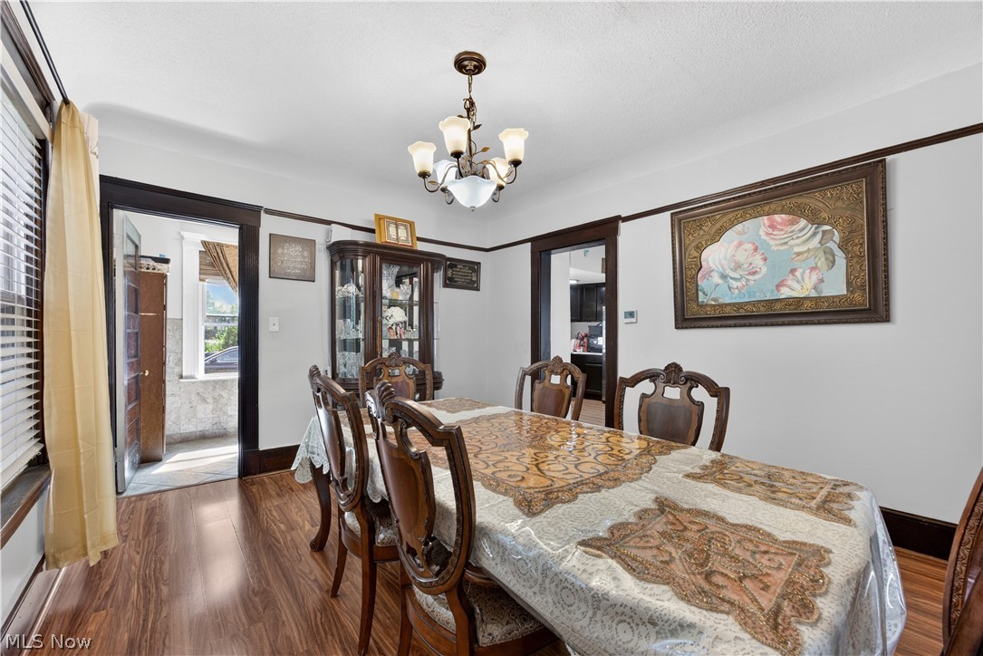 1485 Robinwood Avenue Lakewood OH 44017