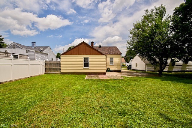 2817 Fletcher Avenue NE Canton OH 44705