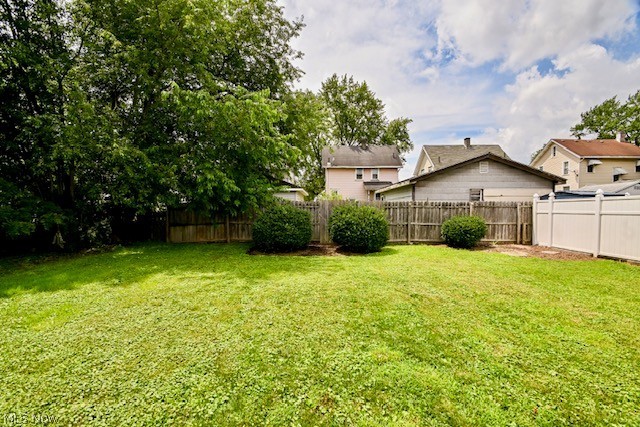 2817 Fletcher Avenue NE Canton OH 44705