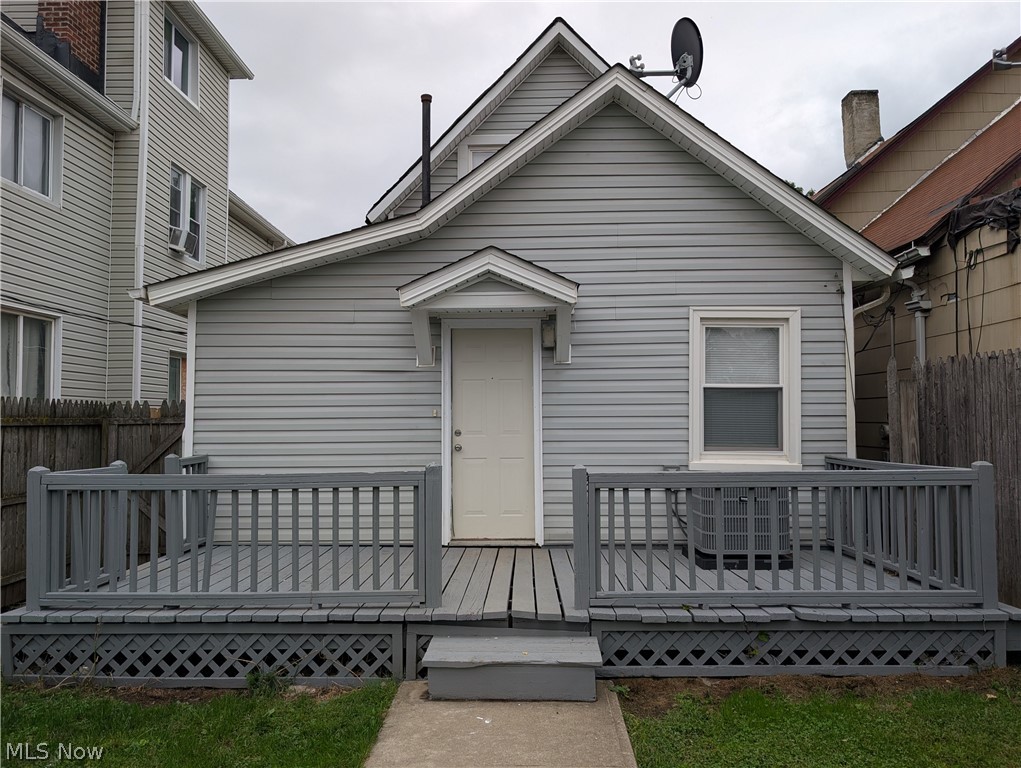 3125 W 70th Street Cleveland OH 44102