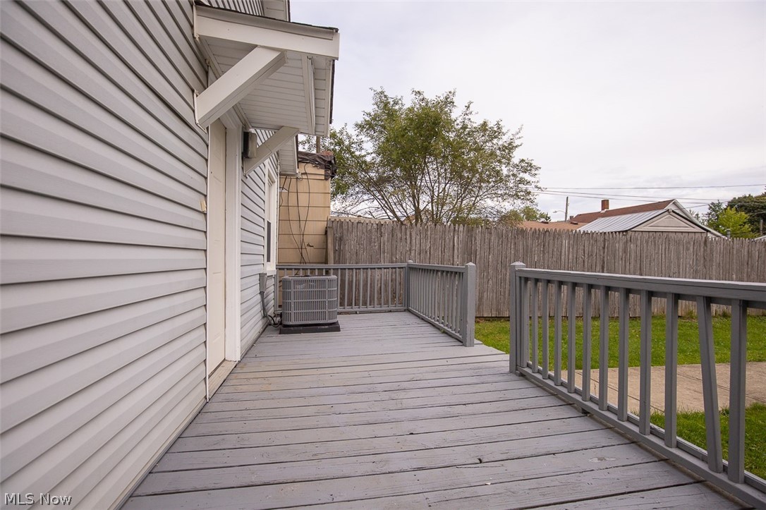 3125 W 70th Street Cleveland OH 44102