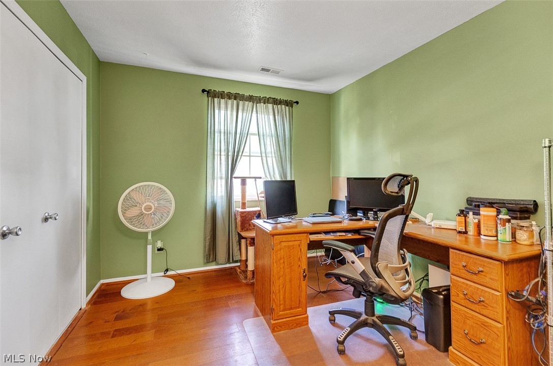 2854 Pease Drive Rocky River OH 44116