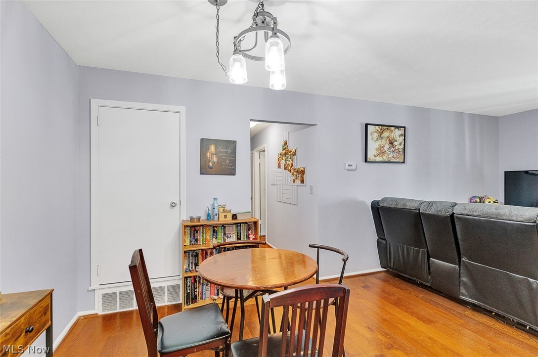 2854 Pease Drive Rocky River OH 44116
