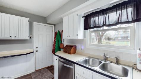 3415 Hanover Drive Kent OH 44240