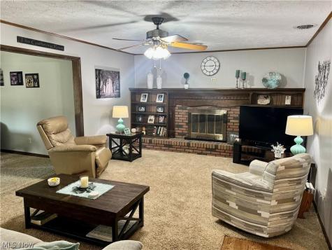 116 Winthrop Drive Elyria OH 44035