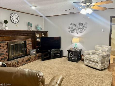 116 Winthrop Drive Elyria OH 44035