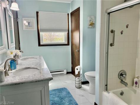 116 Winthrop Drive Elyria OH 44035