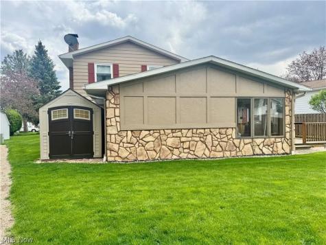 116 Winthrop Drive Elyria OH 44035