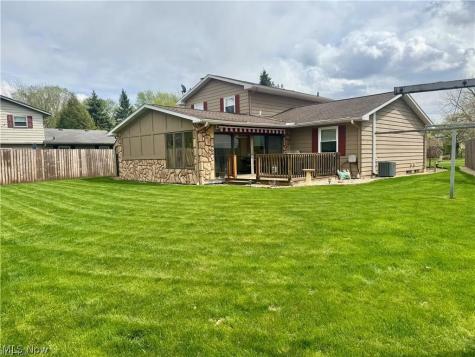 116 Winthrop Drive Elyria OH 44035