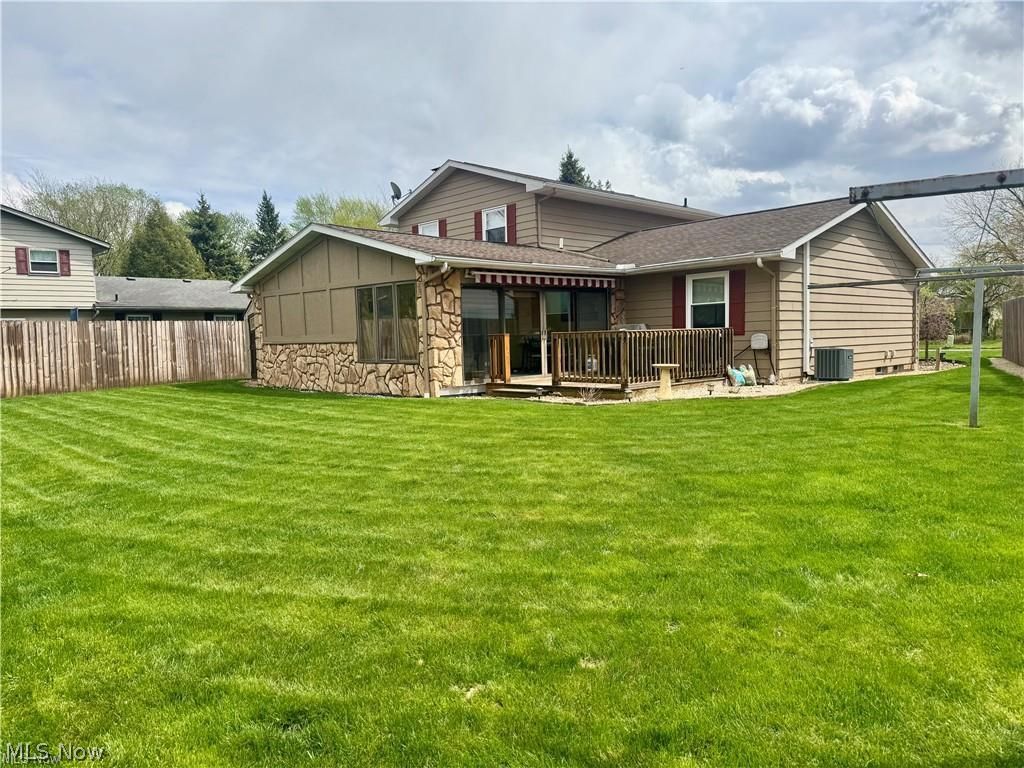 116 Winthrop Drive Elyria OH 44035