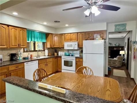 116 Winthrop Drive Elyria OH 44035
