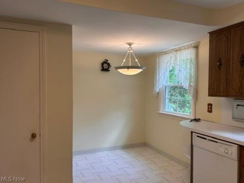 4353 Groveland Road University Heights OH 44118