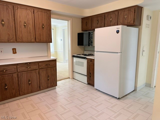 4353 Groveland Road University Heights OH 44118