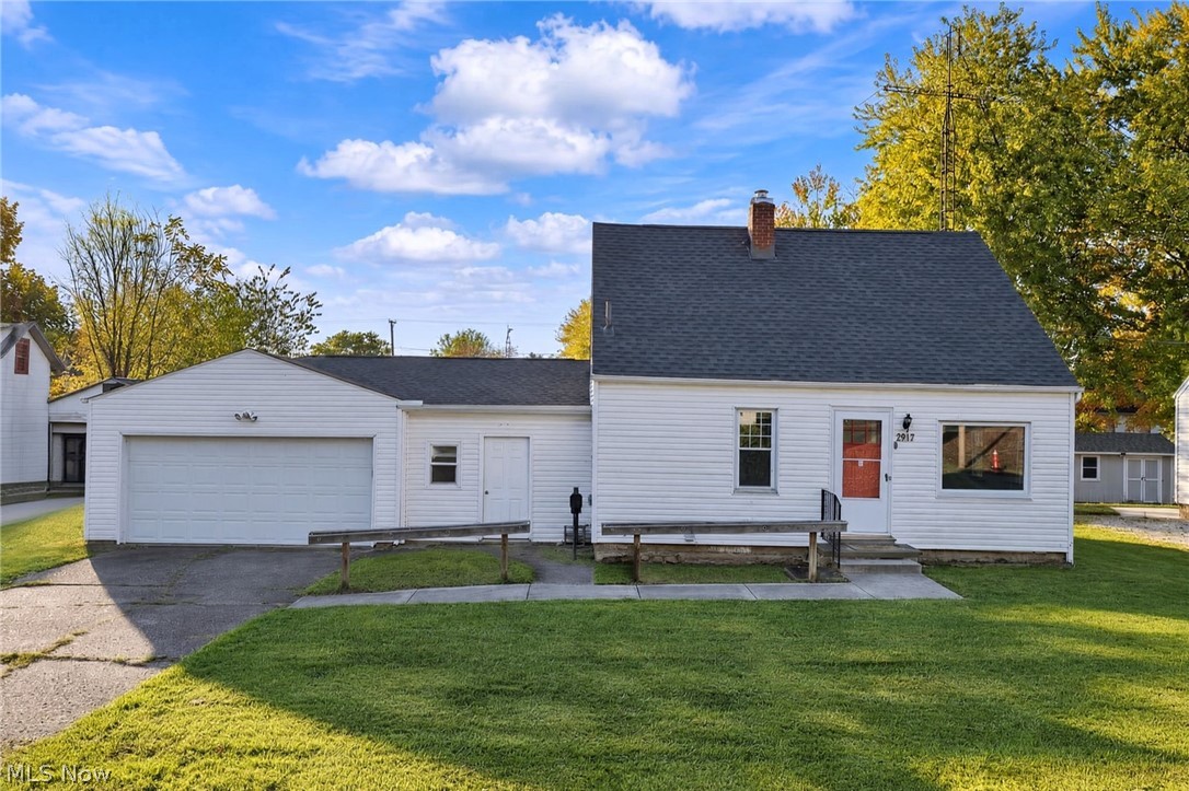 2917 Kirby Avenue NE Canton OH 44705