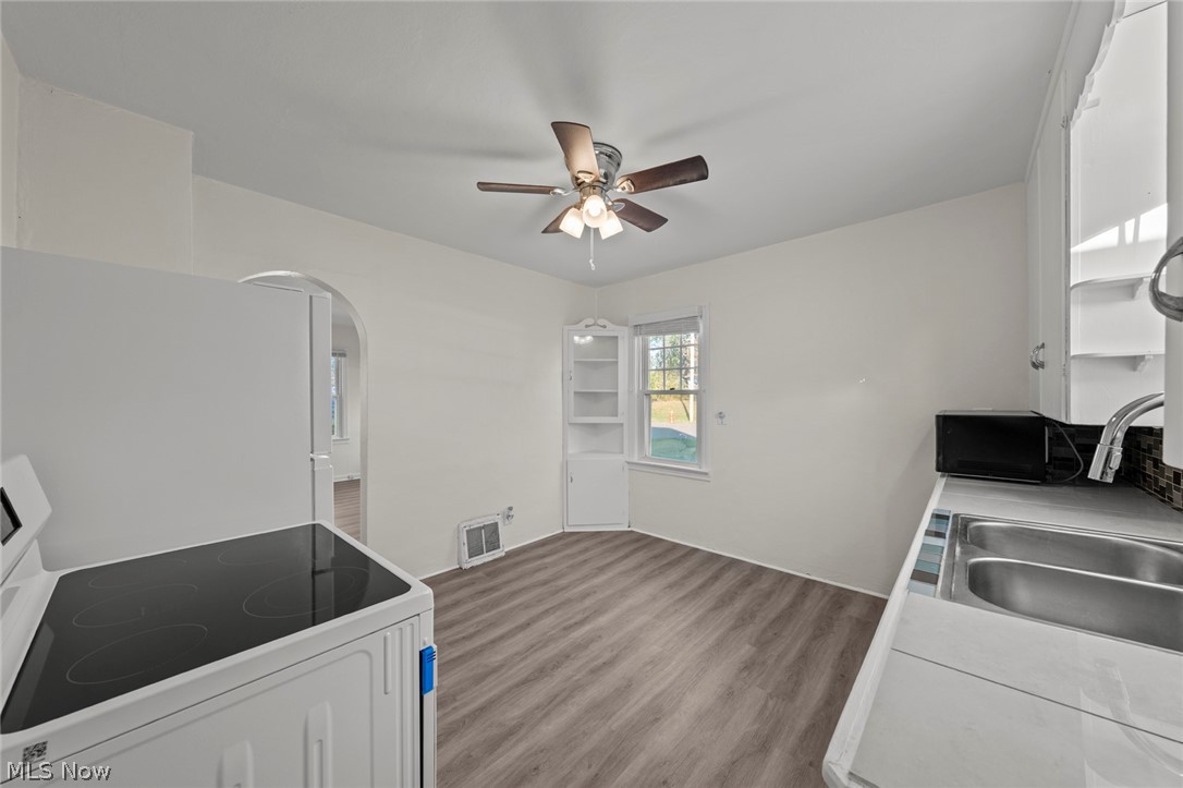 2917 Kirby Avenue NE Canton OH 44705