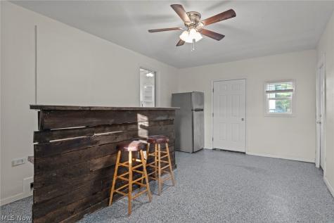 2917 Kirby Avenue NE Canton OH 44705