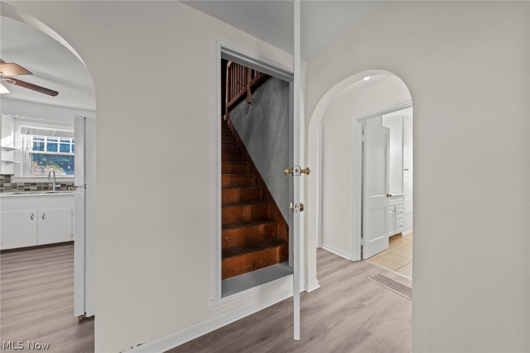 2917 Kirby Avenue NE Canton OH 44705