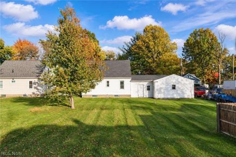 2917 Kirby Avenue NE Canton OH 44705