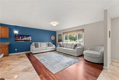 1718 Berwick Drive Brunswick OH 44212