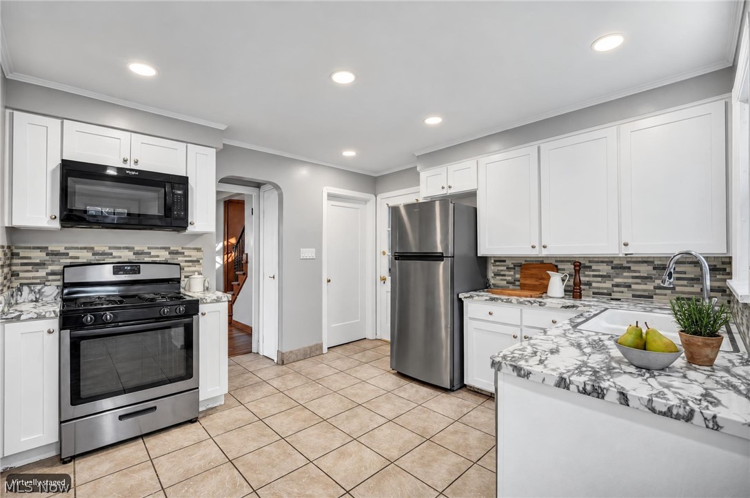4386 Ardmore Road South Euclid OH 44121