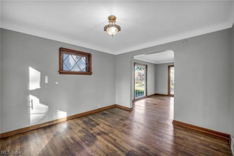 4386 Ardmore Road South Euclid OH 44121