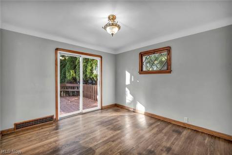 4386 Ardmore Road South Euclid OH 44121