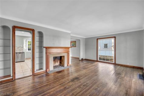 4386 Ardmore Road South Euclid OH 44121