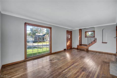 4386 Ardmore Road South Euclid OH 44121
