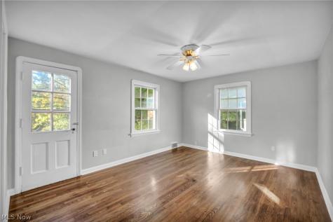 4386 Ardmore Road South Euclid OH 44121