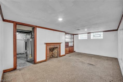 4386 Ardmore Road South Euclid OH 44121