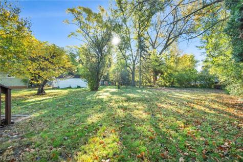 4386 Ardmore Road South Euclid OH 44121