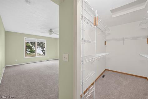 11051 Trenton Road NW Uniontown OH 44685