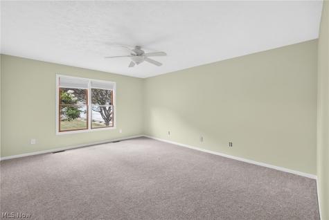 11051 Trenton Road NW Uniontown OH 44685