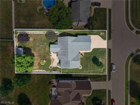 11051 Trenton Road NW Uniontown OH 44685