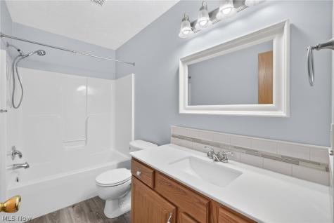 11051 Trenton Road NW Uniontown OH 44685