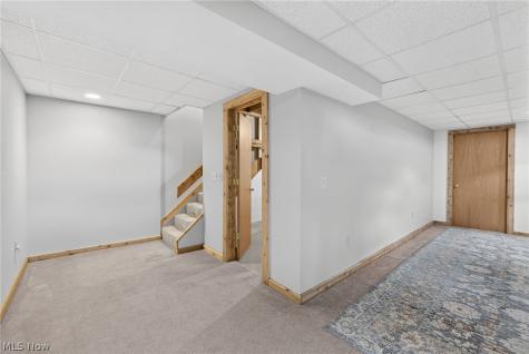 11051 Trenton Road NW Uniontown OH 44685