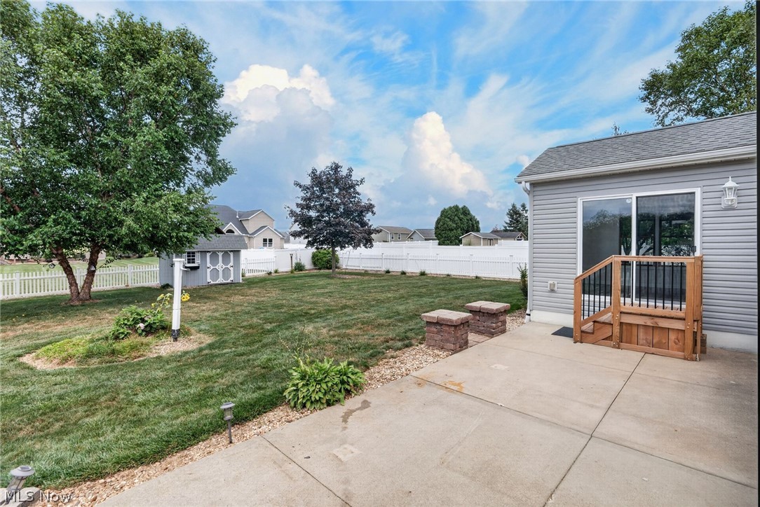 11051 Trenton Road NW Uniontown OH 44685