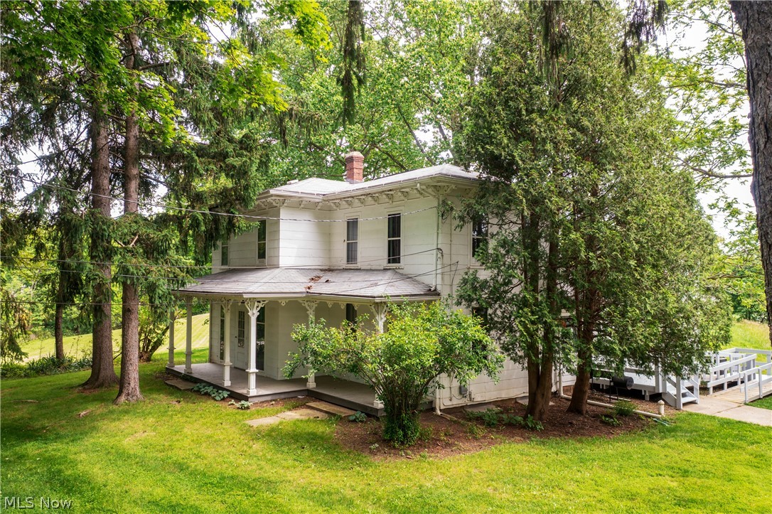 1740 W Comet Road New Franklin OH 44216