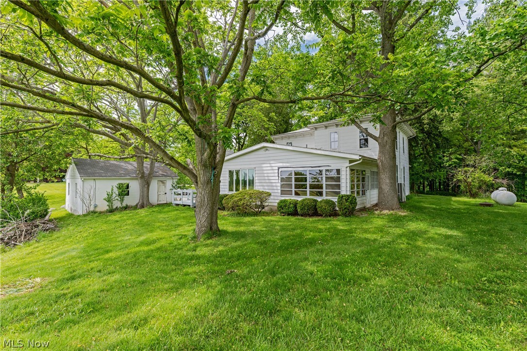 1740 W Comet Road New Franklin OH 44216
